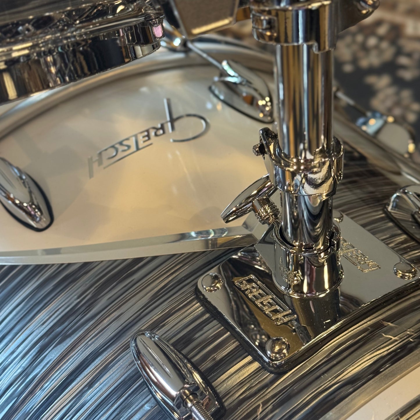 USED Gretsch Renown 57 in Silver Oyster Pearl - 14x22, 8x10, 8x12, 16x16, 6.5x14