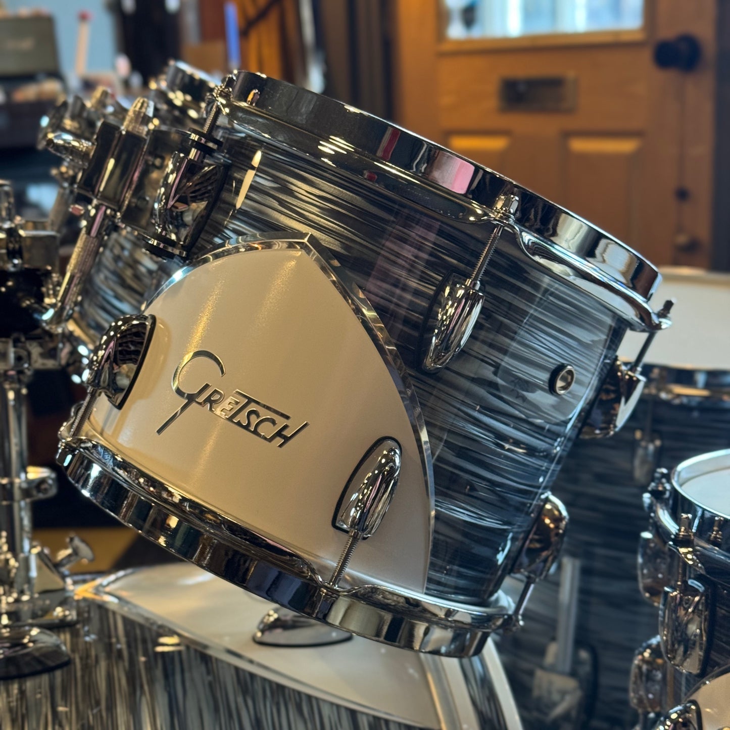 USED Gretsch Renown 57 in Silver Oyster Pearl - 14x22, 8x10, 8x12, 16x16, 6.5x14
