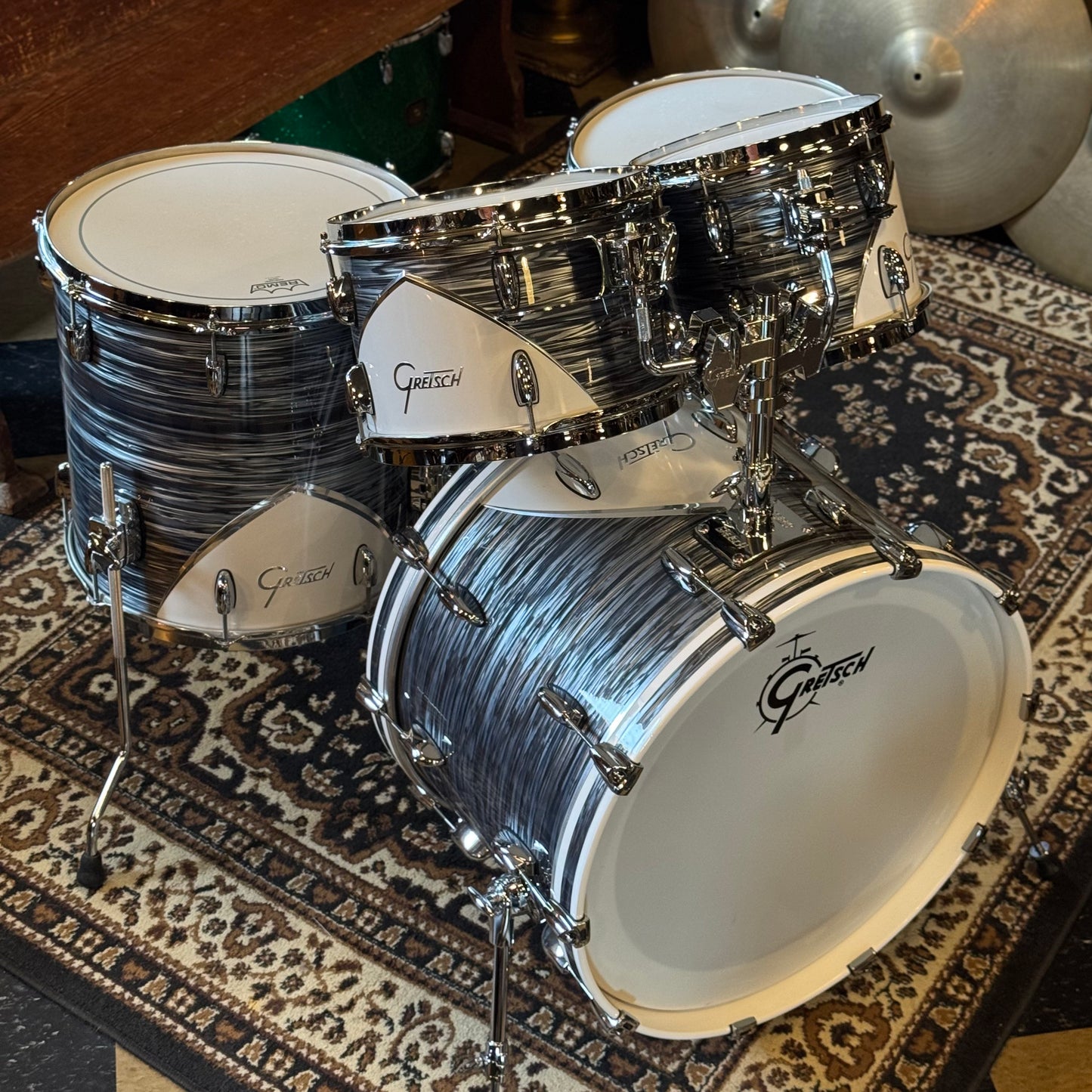 USED Gretsch Renown 57 in Silver Oyster Pearl - 14x22, 8x10, 8x12, 16x16, 6.5x14