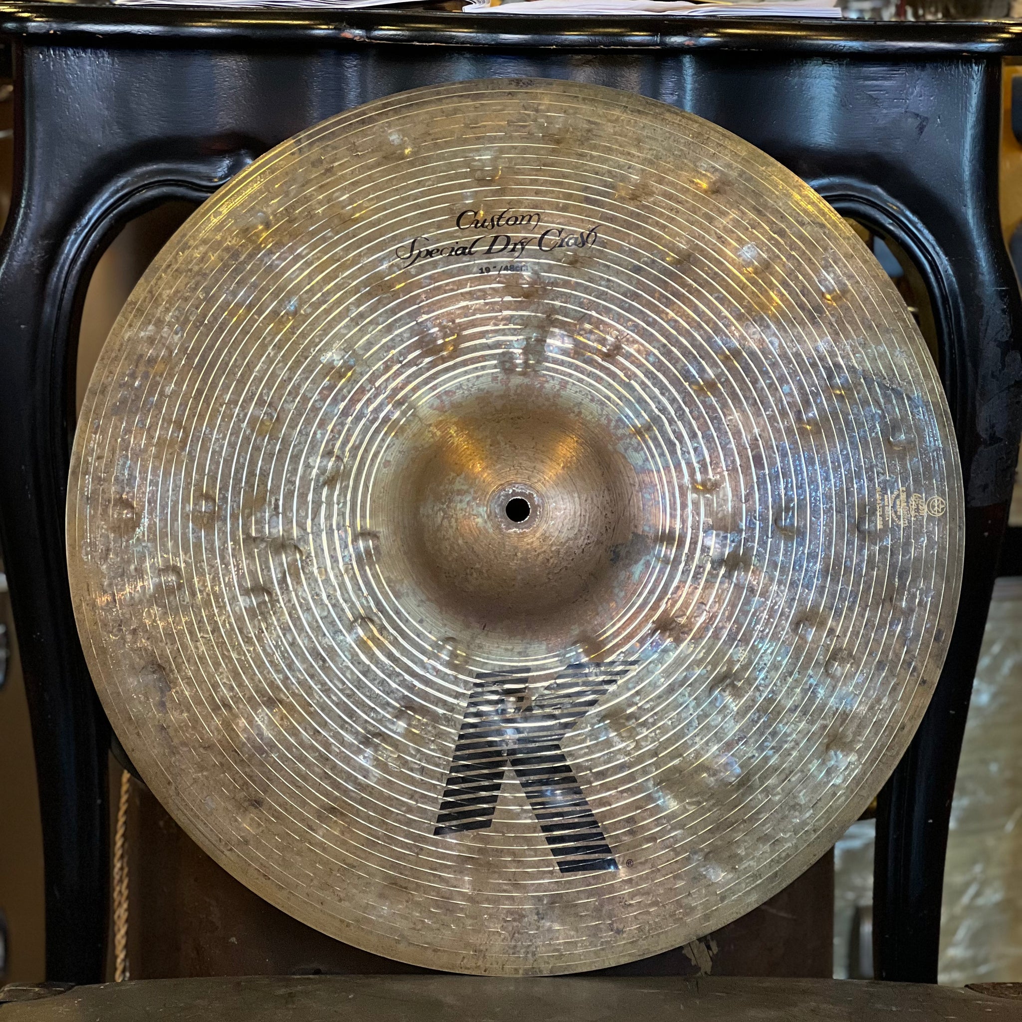 USED Zildjian 19" K Custom Special Dry Crash Cymbal - 1422g