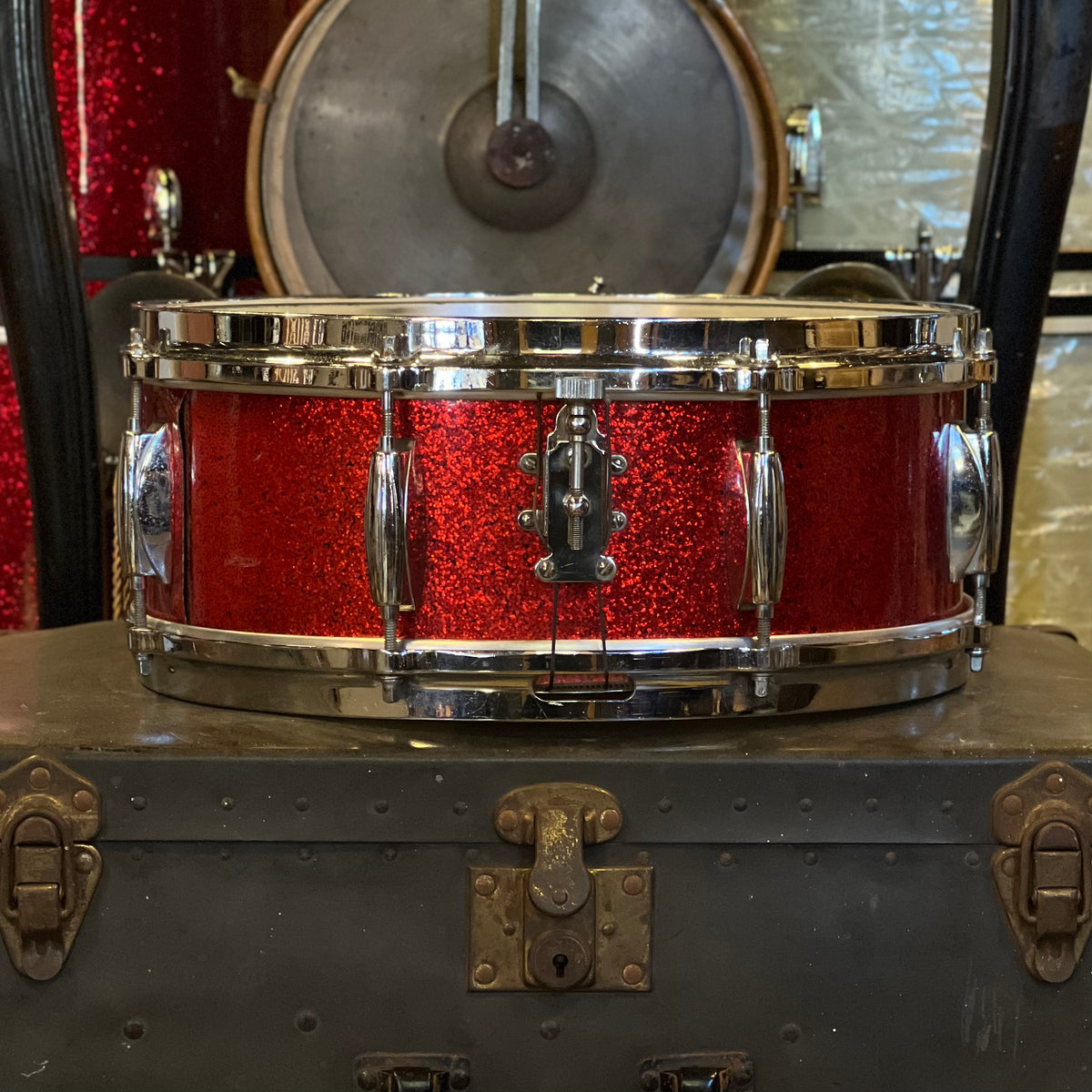 VINTAGE 1960's Gretsch Round Badge 5.5x14 Name Band Snare Drum in Red