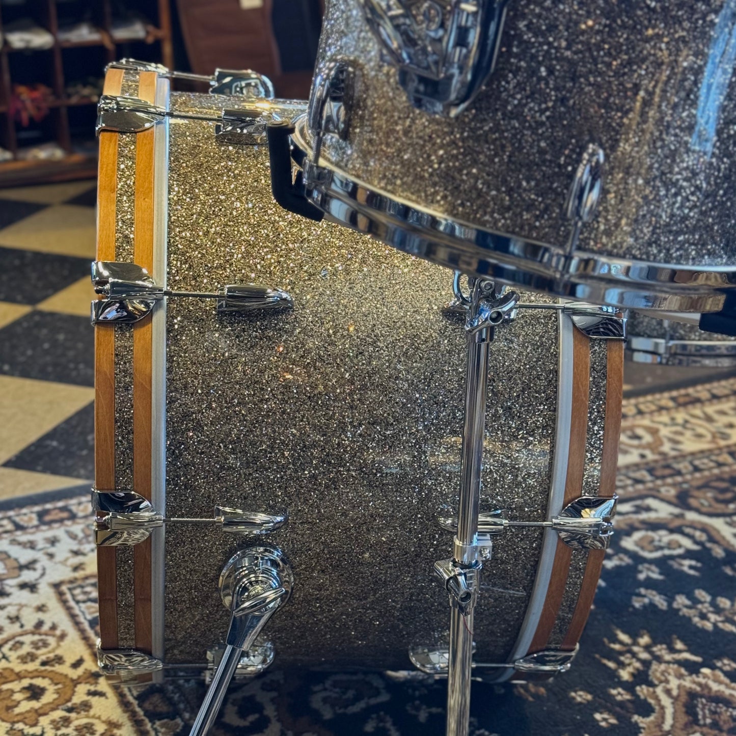 NEW Gretsch USA Custom in Ginger Glass Glitter w/ Satin Classic Maple Bass Drum Hoops - 14x22, 9x13, 16x16