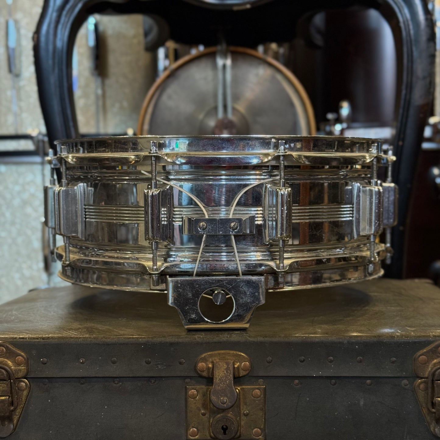 VINTAGE 1960's 5x14 Rogers 5-Line Chrome over Brass Dynasonic Snare Drum