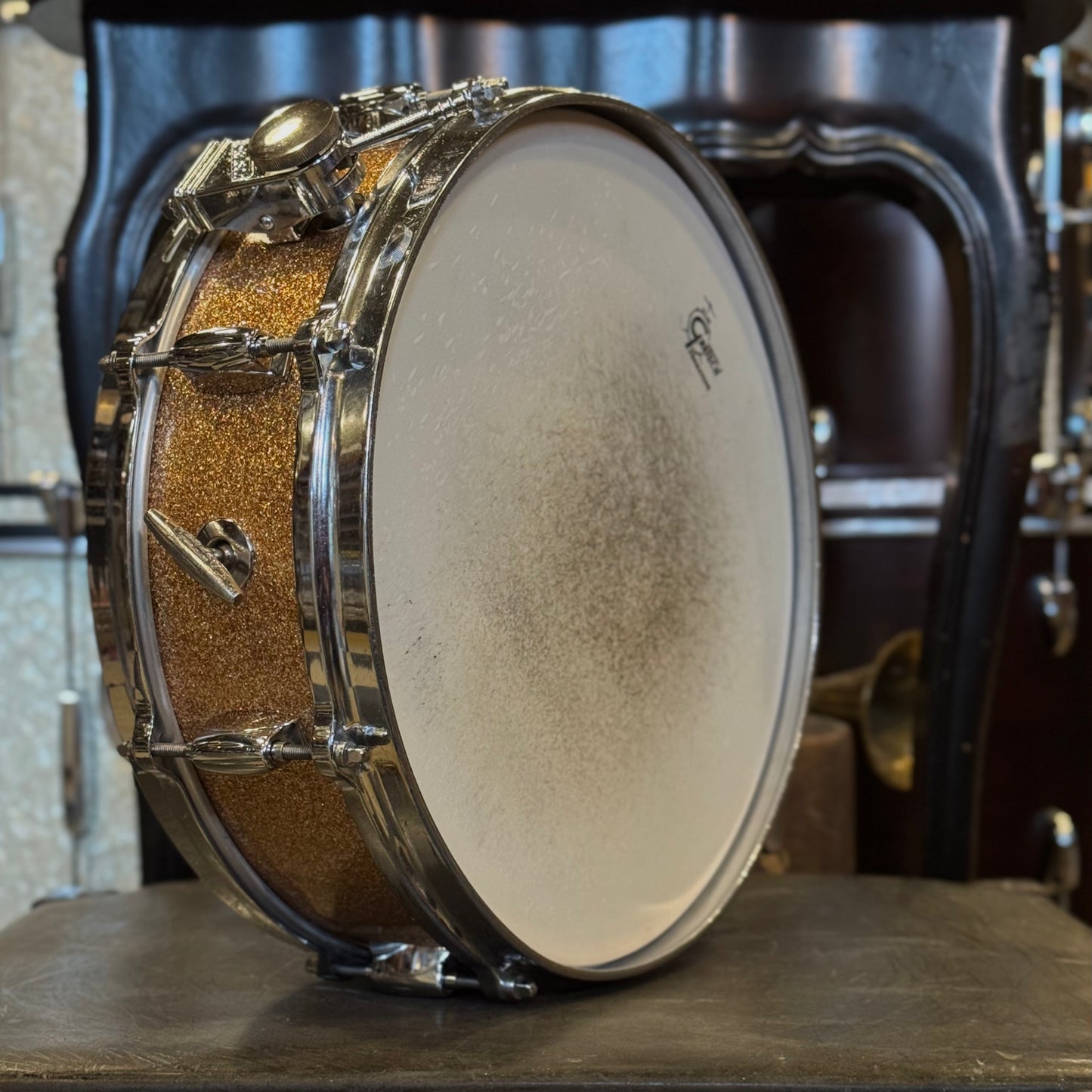 VINTAGE 1960's Gretsch 4x14 Round Badge Progressive Jazz Snare Drum in Champagne Sparkle