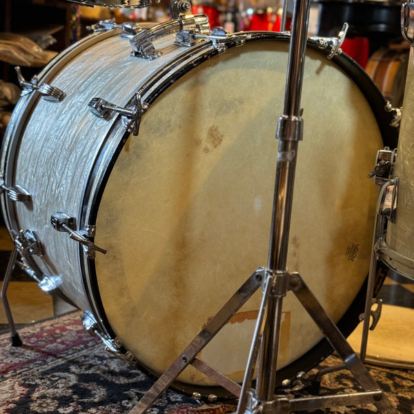 VINTAGE 1966 Ludwig Classic Outfit in White Marine Pearl - 14x22, 9x13, 16x16