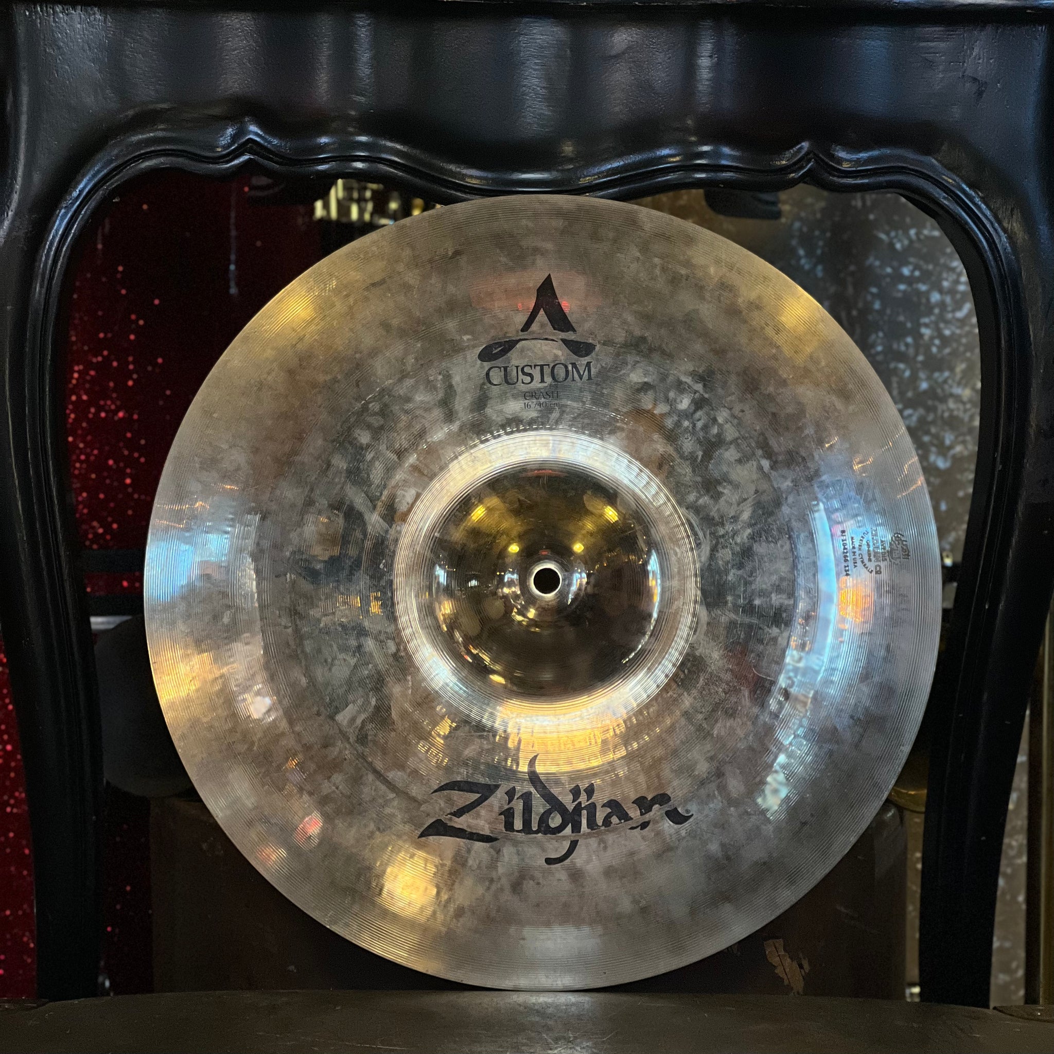 USED Zildjian 16" A Custom Crash Cymbal - 1010g