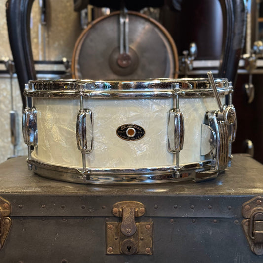 VINTAGE 1960's Slingerland 5.5x14 Radioking Snare Drum in White Marine Pearl