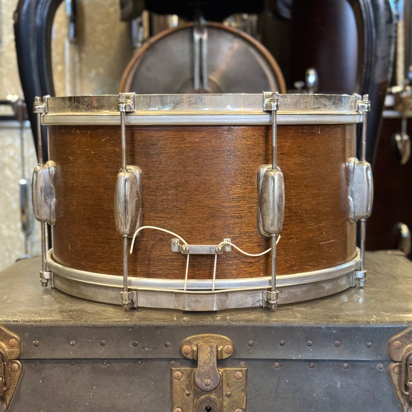 VINTAGE 1960's Slingerland 7x14 Radio King Student Model Snare Drum in Natural Mahogany