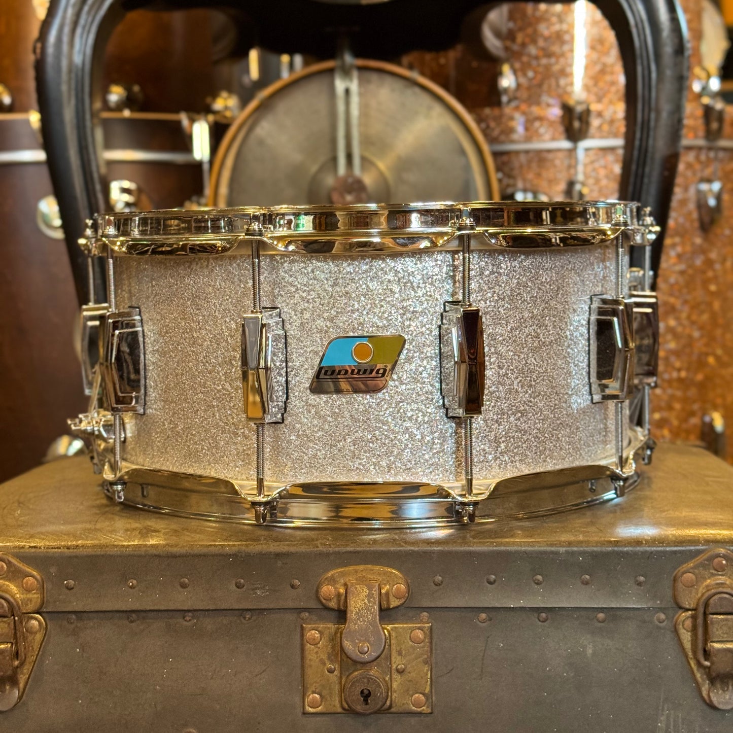 FLOOR MODEL Ludwig 6.5x14 Classic Maple Snare Drum in Silver Sparkle w/ B&O Badge & Imperial Lugs