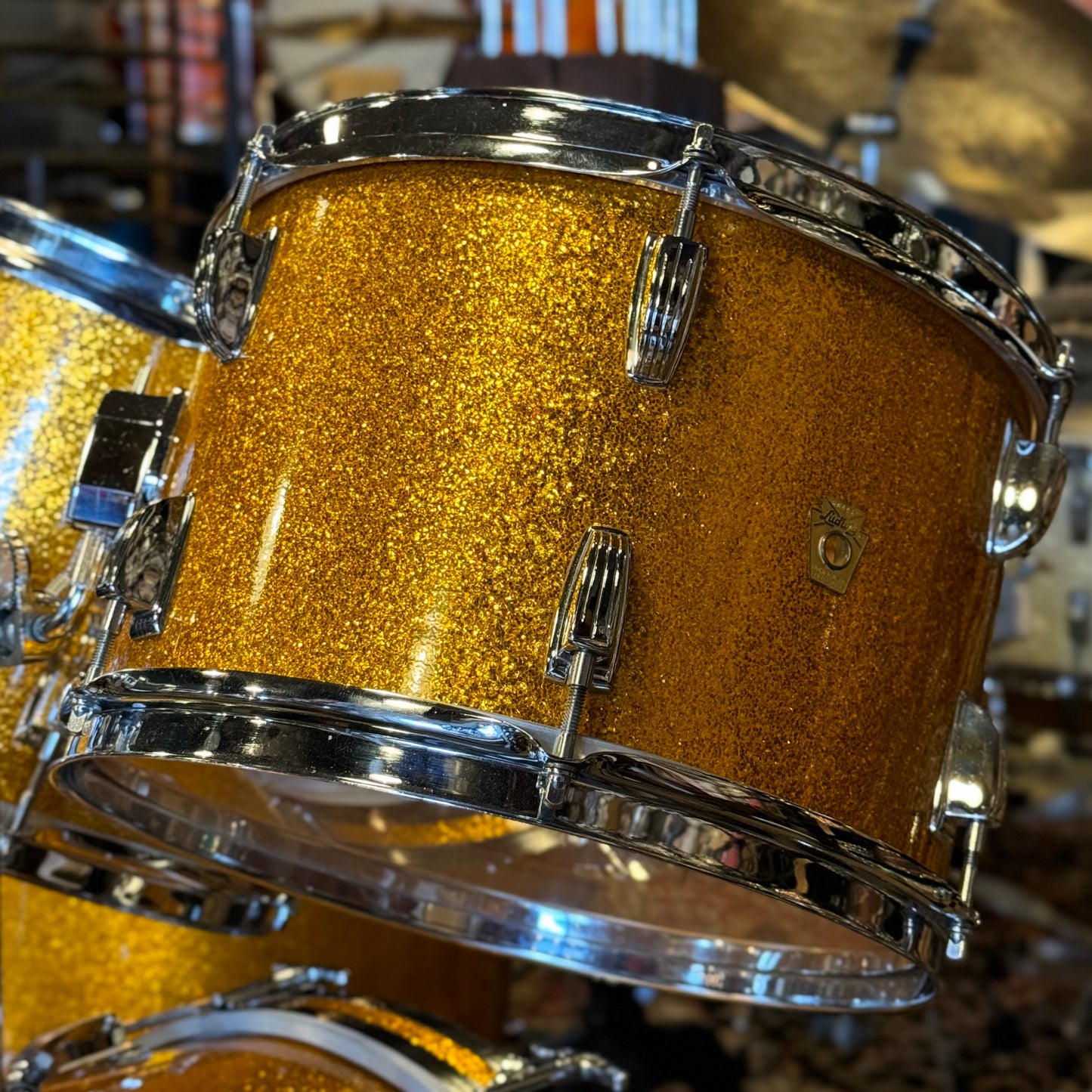 VINTAGE 1968 Ludwig Hollywood Outfit in Gold Sparkle w/ LM400 Supraphonic - 14x22, 8x12, 9x13, 16x16, 5x14