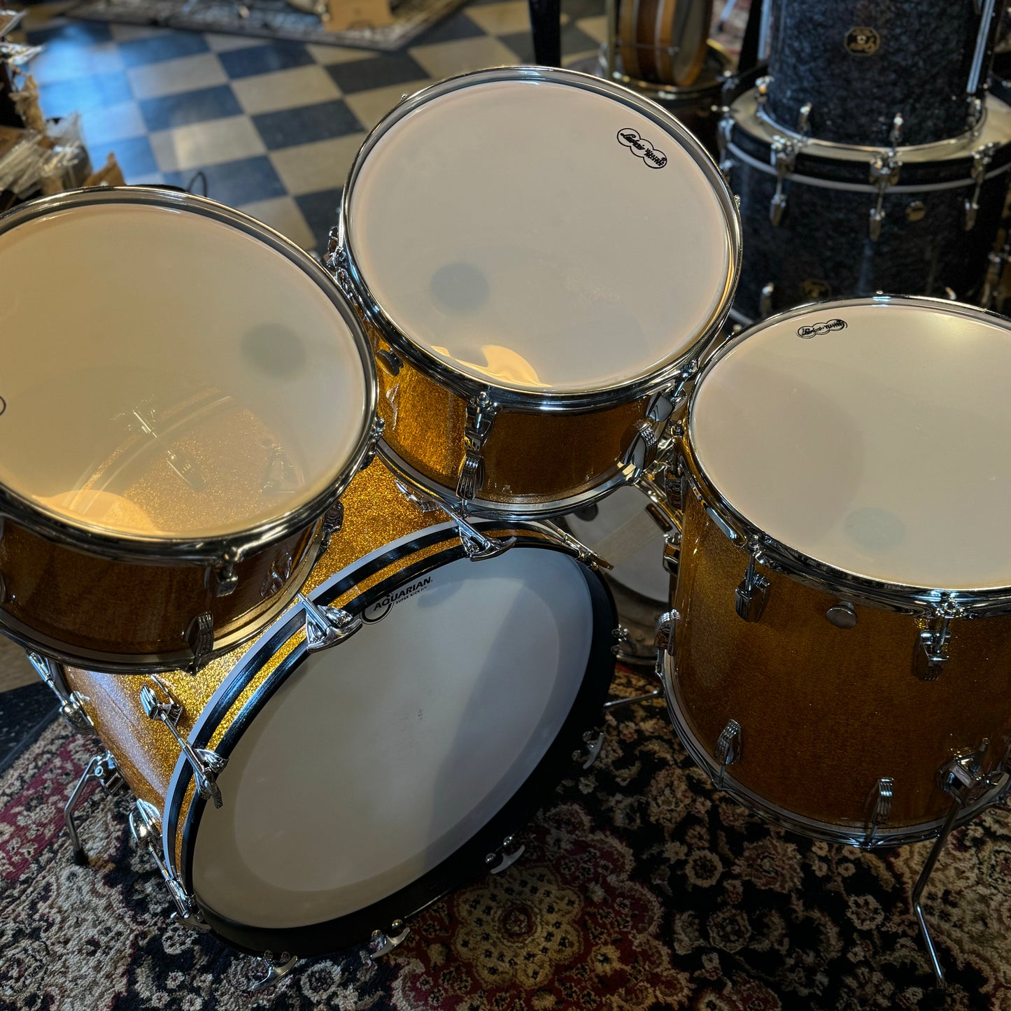 VINTAGE 1968 Ludwig Hollywood Outfit in Gold Sparkle w/ LM400 Supraphonic - 14x22, 8x12, 9x13, 16x16, 5x14