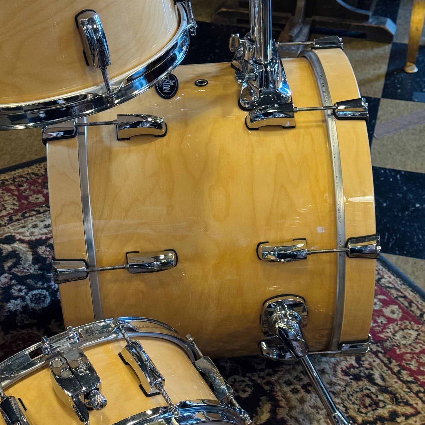 USED Pearl Vision Birch Bop Outfit in Natural Lacquer - 14x18, 8x10, 8x12, 14x14, 5.5x14