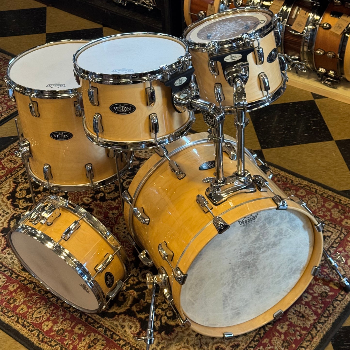 USED Pearl Vision Birch Bop Outfit in Natural Lacquer - 14x18, 8x10, 8x12, 14x14, 5.5x14