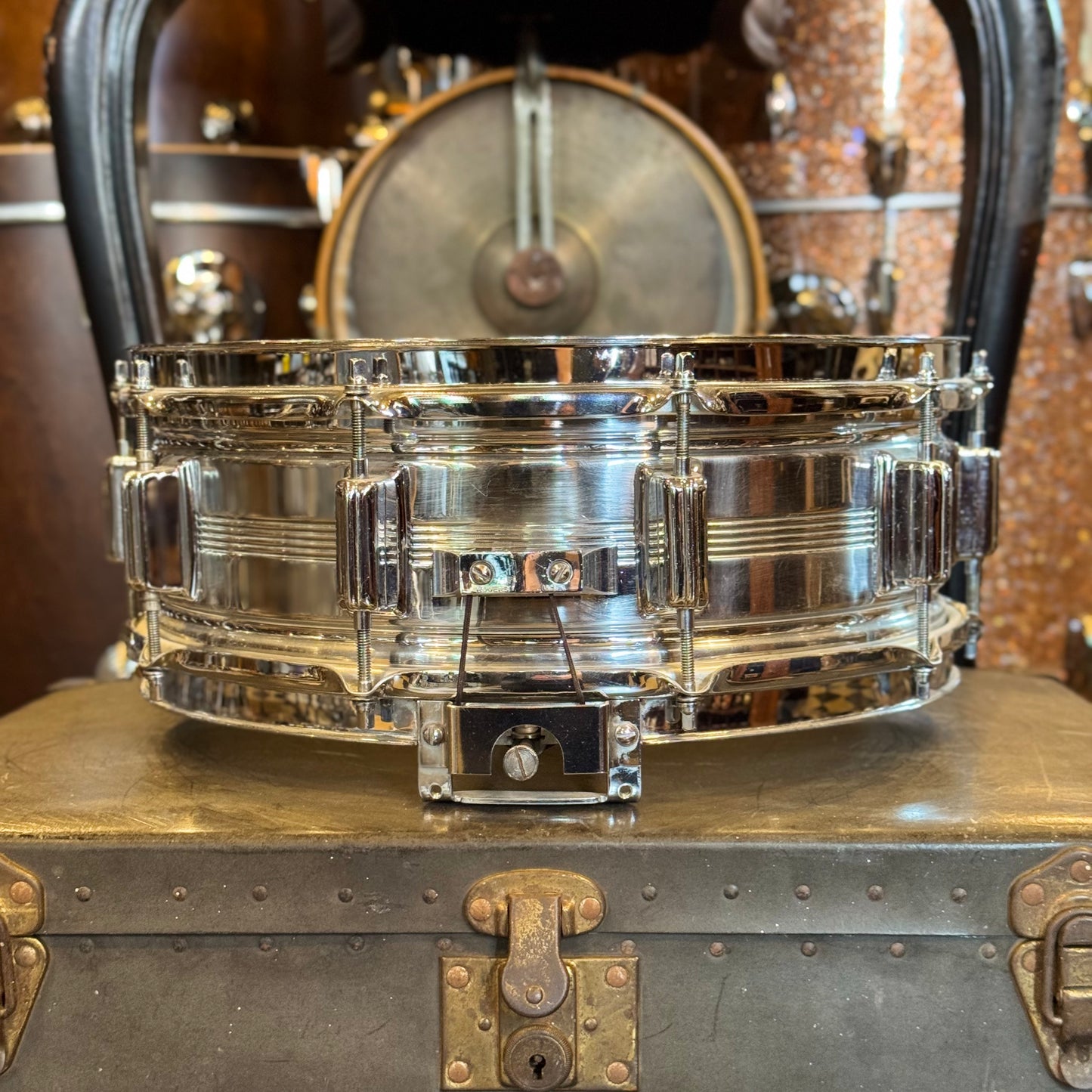 VINTAGE 1960's Rogers 5x14 Chrome over Brass Dynasonic