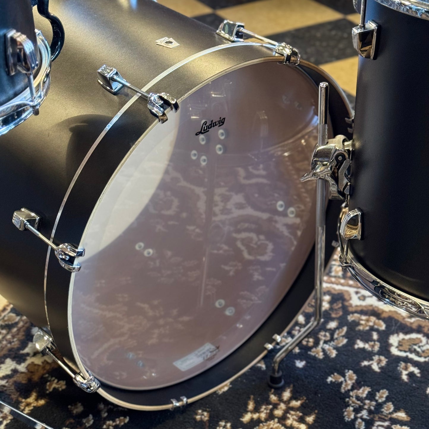 USED Ludwig Neusonic "Downbeat" Outfit in Black Velvet - 14x20, 8x12, 14x14