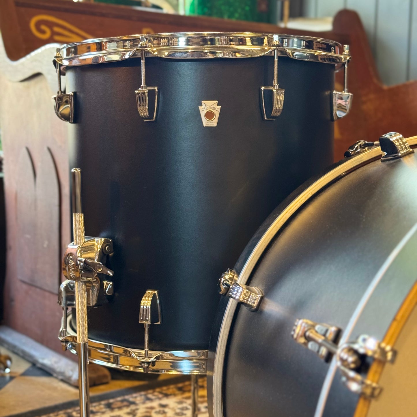 USED Ludwig Neusonic "Downbeat" Outfit in Black Velvet - 14x20, 8x12, 14x14