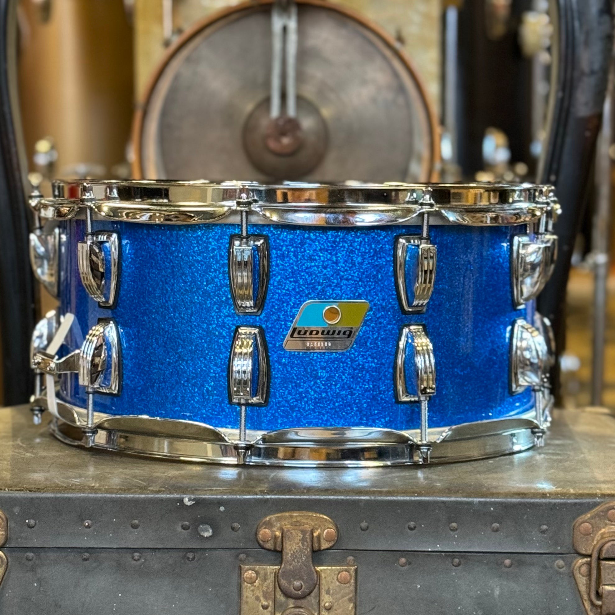 USED Ludwig 6.5x14 Classic Maple Snare Drum in Blue Sparkle