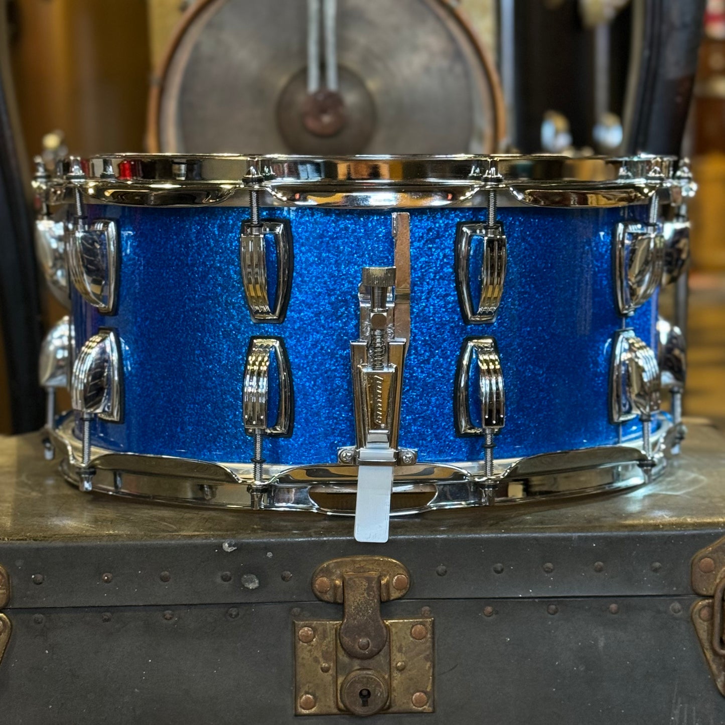 USED Ludwig 6.5x14 Classic Maple Snare Drum in Blue Sparkle