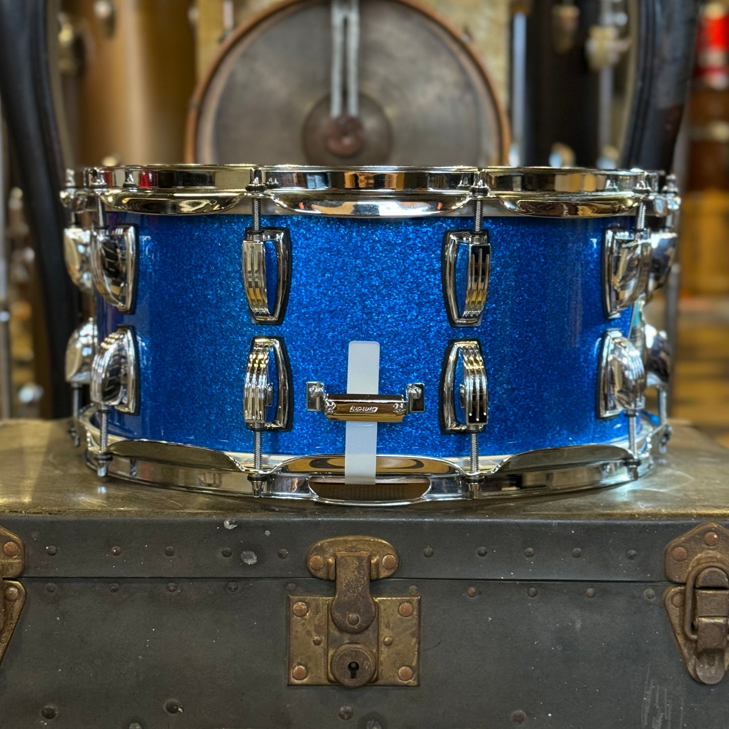 USED Ludwig 6.5x14 Classic Maple Snare Drum in Blue Sparkle