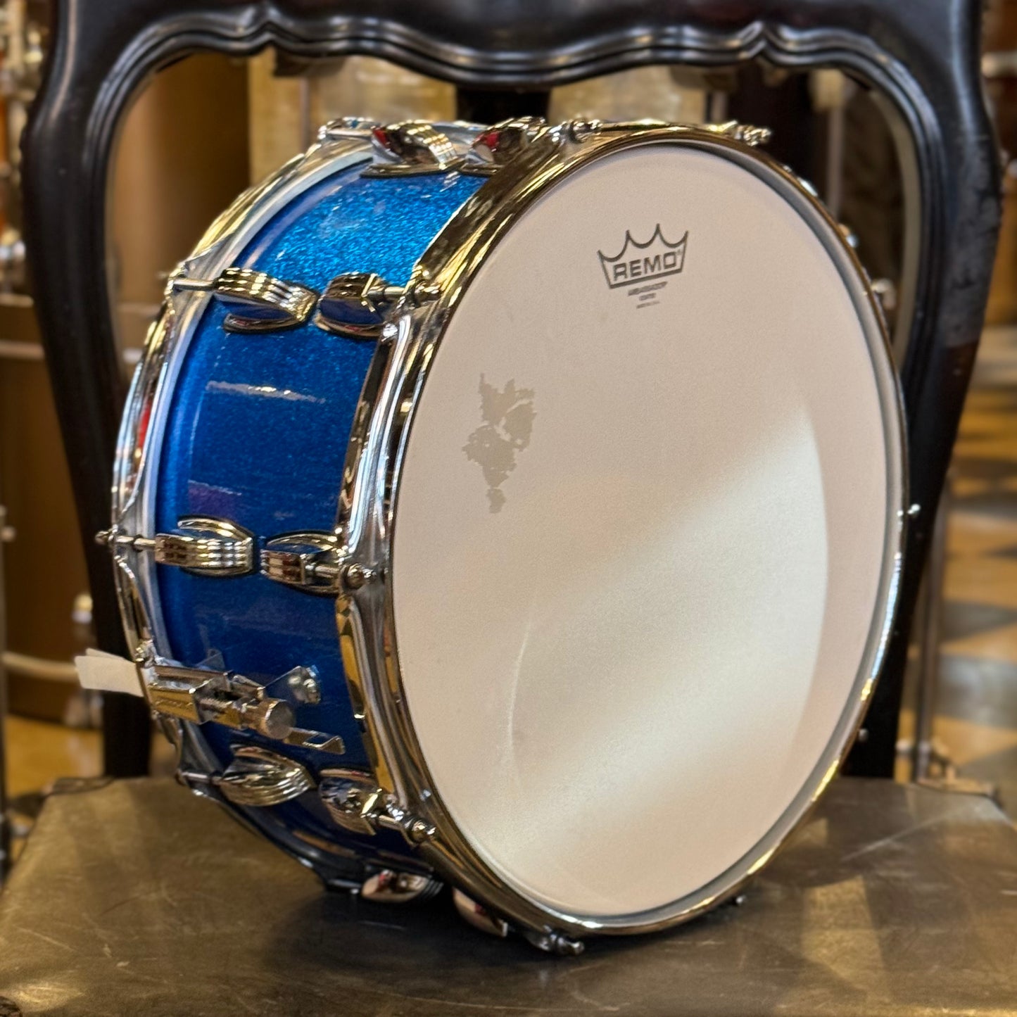 USED Ludwig 6.5x14 Classic Maple Snare Drum in Blue Sparkle