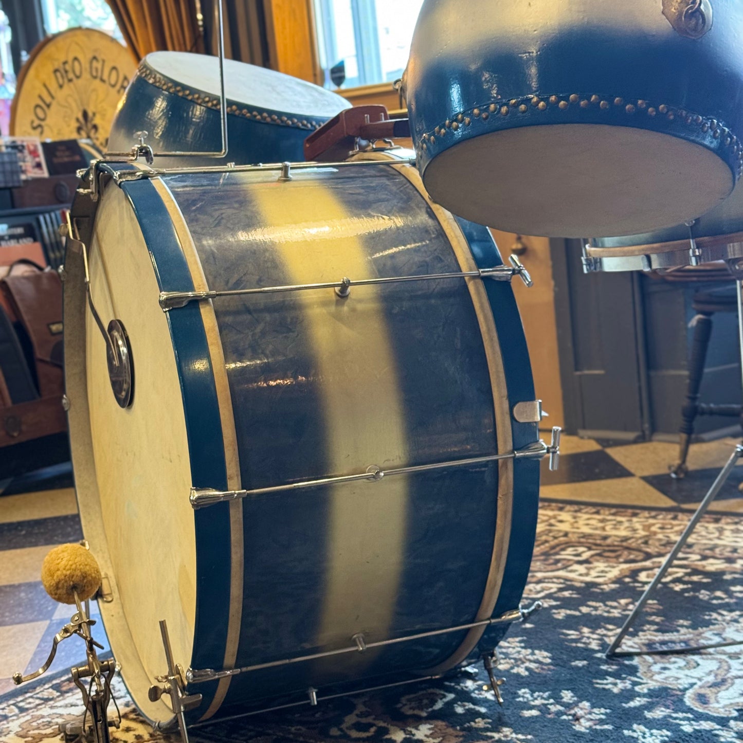 VINTAGE 1920's Leedy & Strupe Trap Kit in Silver & Blue Duco Pearl - 14x28, 9x13, 12x14, 5.5x14