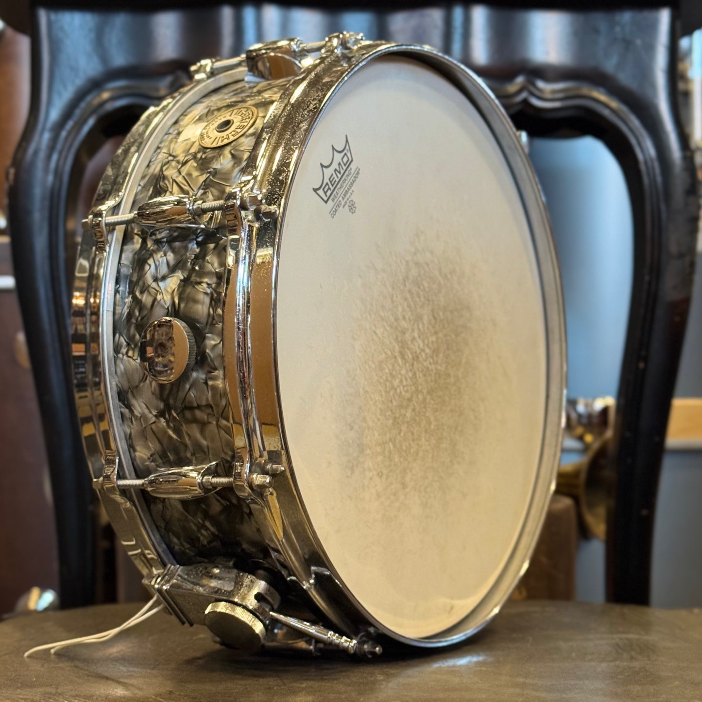 VINTAGE 1960's Gretsch 4x14 Round Badge Progressive Jazz Snare Drum in Champagne Sparkle