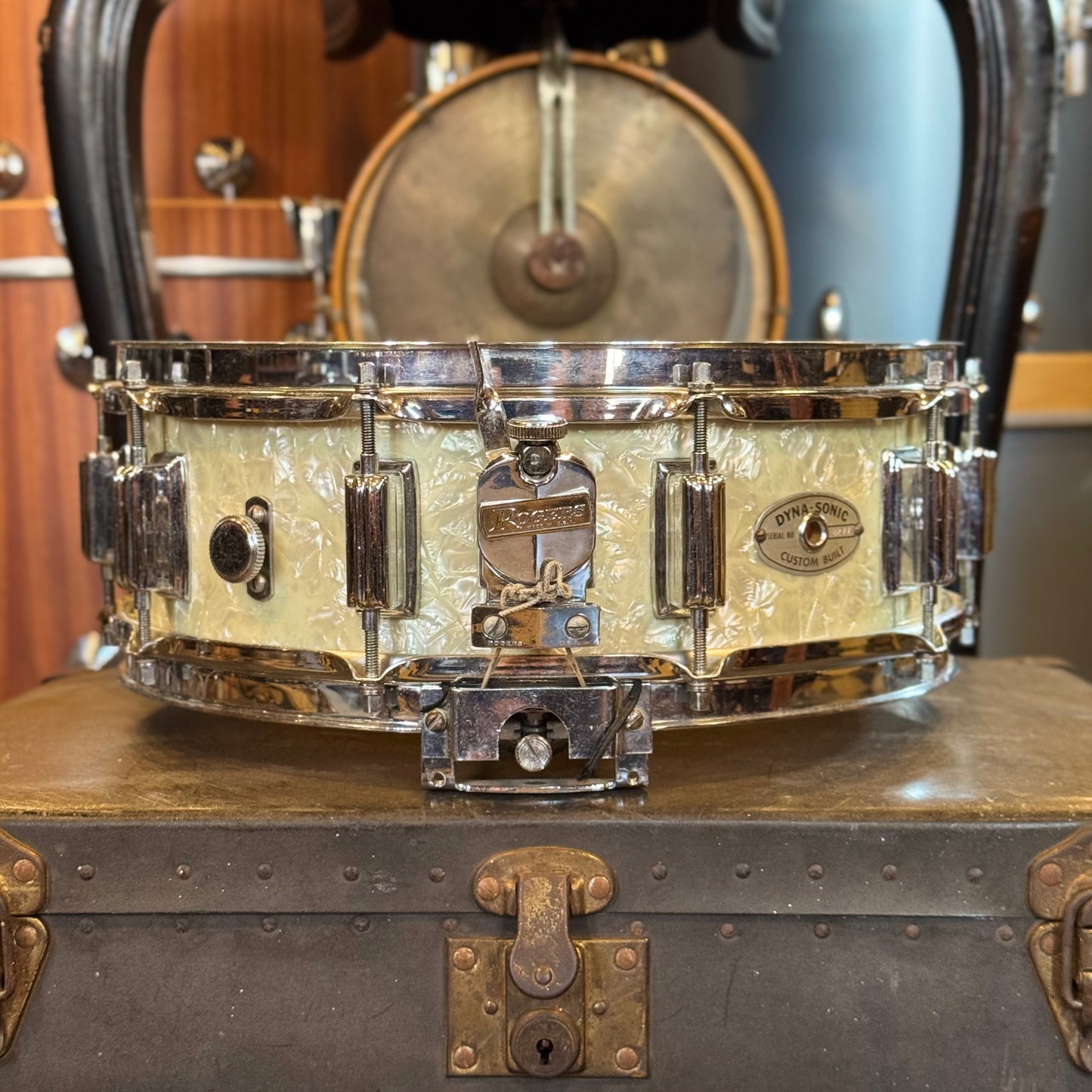VINTAGE 1960's Cleveland Era 5x14 Wood Dynasonic in White Marine Pearl