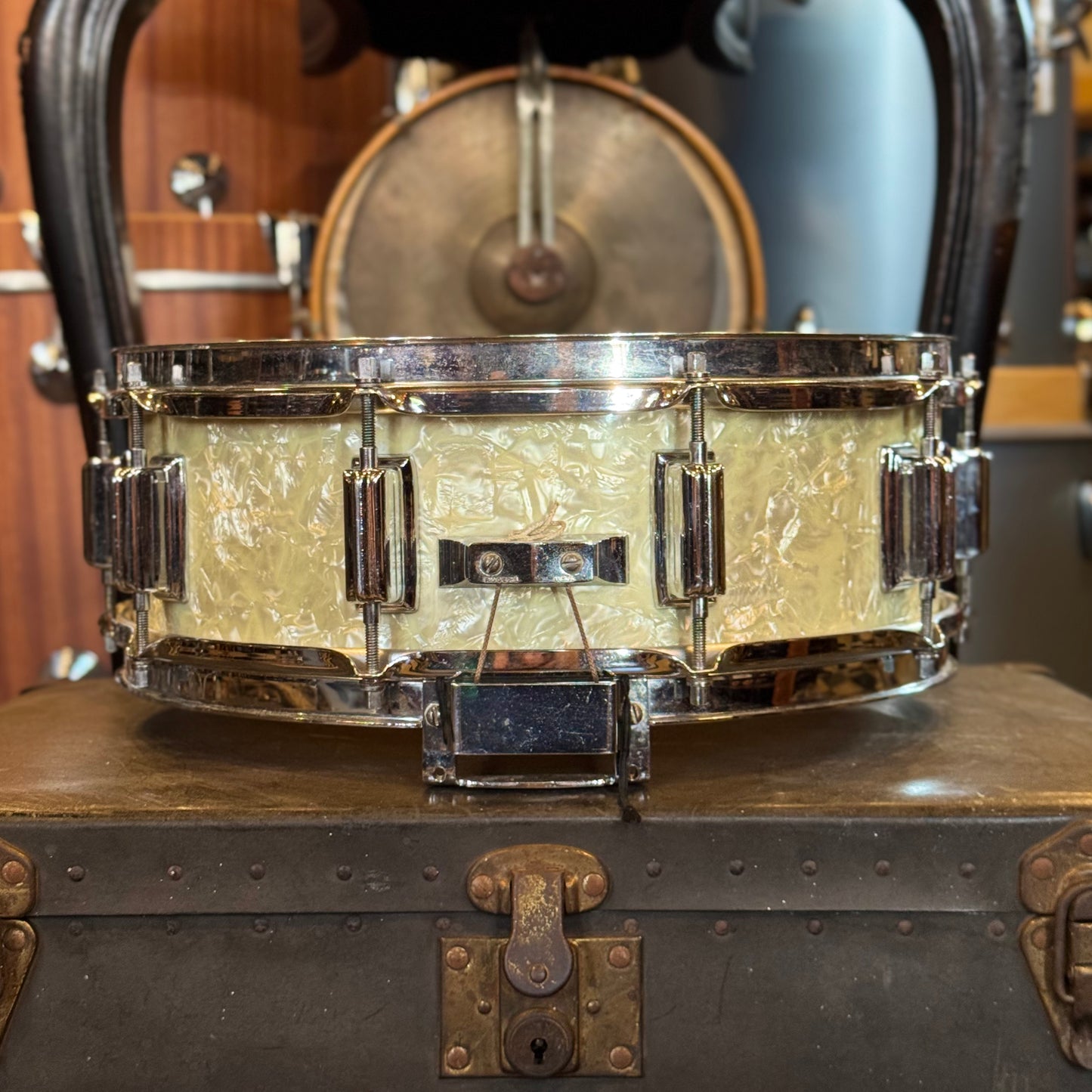 VINTAGE 1960's Cleveland Era 5x14 Wood Dynasonic in White Marine Pearl