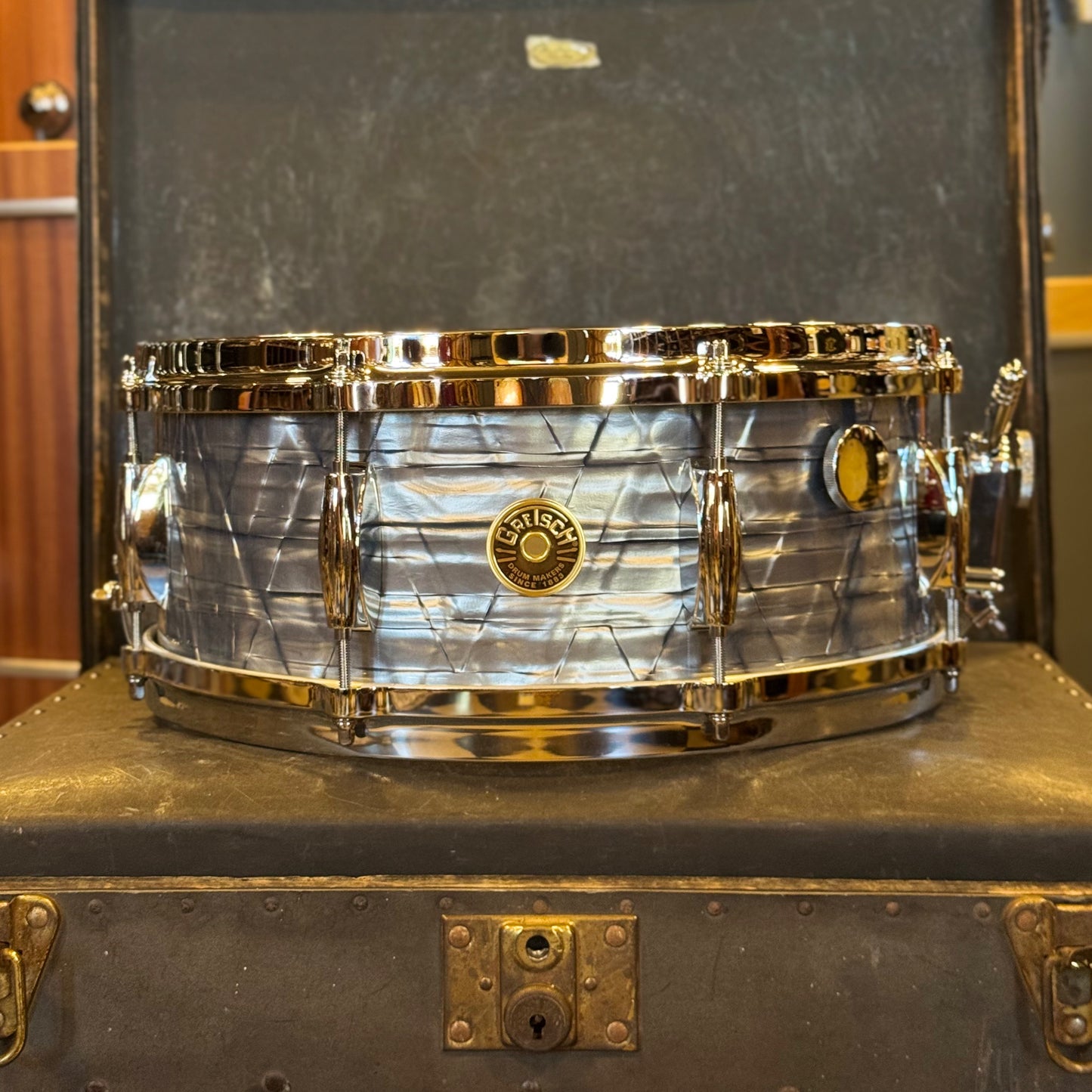 NEW Gretsch 5.5x14 USA Custom Snare Drum in Sky Blue Pearl w/ Tone Control & Microsenstive Throw-Off