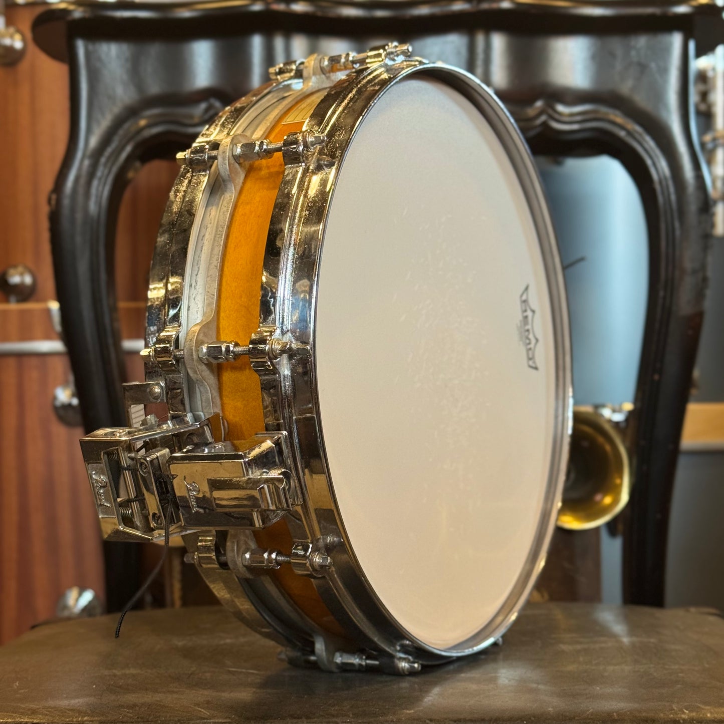 USED 1990's Pearl 3.5x14 Maple Free Floating Snare Drum in Natural Lacquer