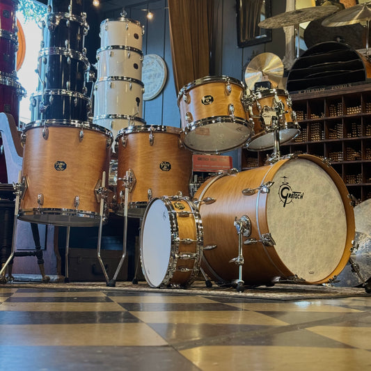 (Custom Order) Gretsch USA Custom in Satin Classic Maple w/ Stop Sign Badges