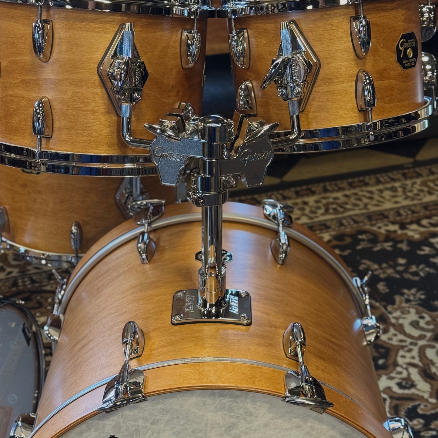 (Custom Order) Gretsch USA Custom in Satin Classic Maple w/ Stop Sign Badges