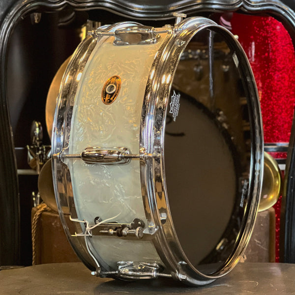 VINTAGE 1960's Slingerland 5.5x14 No. 161 Deluxe Student Model Snare Drum in White Marine Pearl