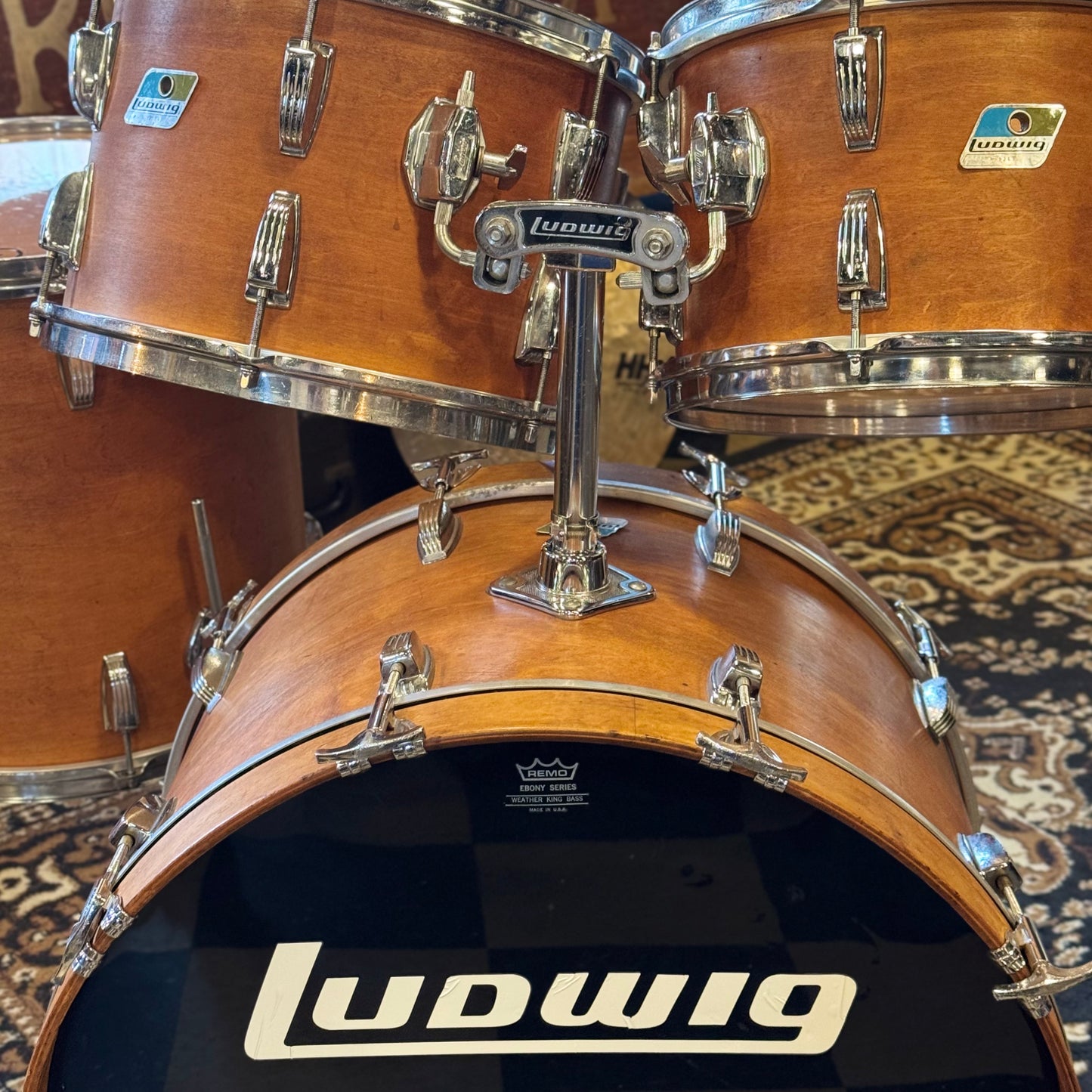 VINTAGE 1970's Ludwig Hollywood Outfit in Satin Natural - 14x22, 8x12, 9x13, 16x16
