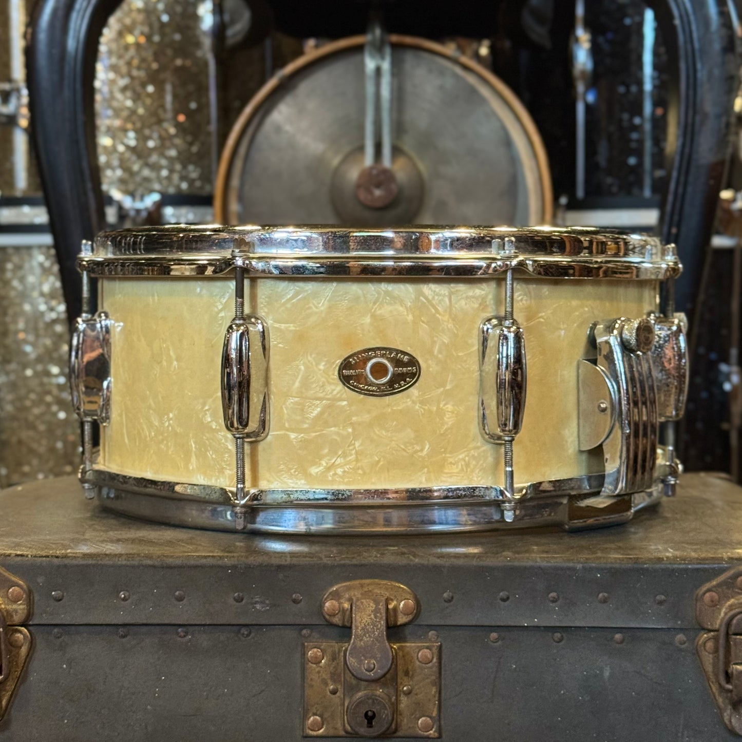 VINTAGE 1958-1962 Slingerland 5.5x14 Gene Krupa Radio King Snare Drum in White Marine Pearl