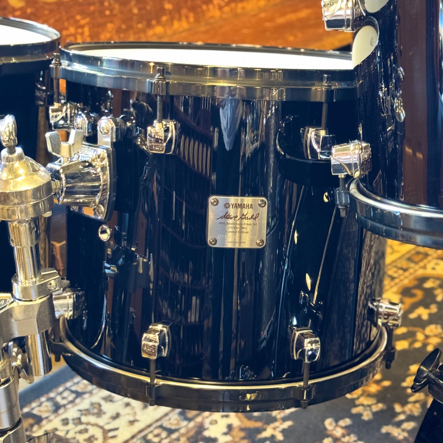 LIMITED EDITION Yamaha No. 35/100 Steve Gadd 30th Anniversary Drum Set in Piano Black Gloss w/ Steve Gadd Snare Drum - 14x22,