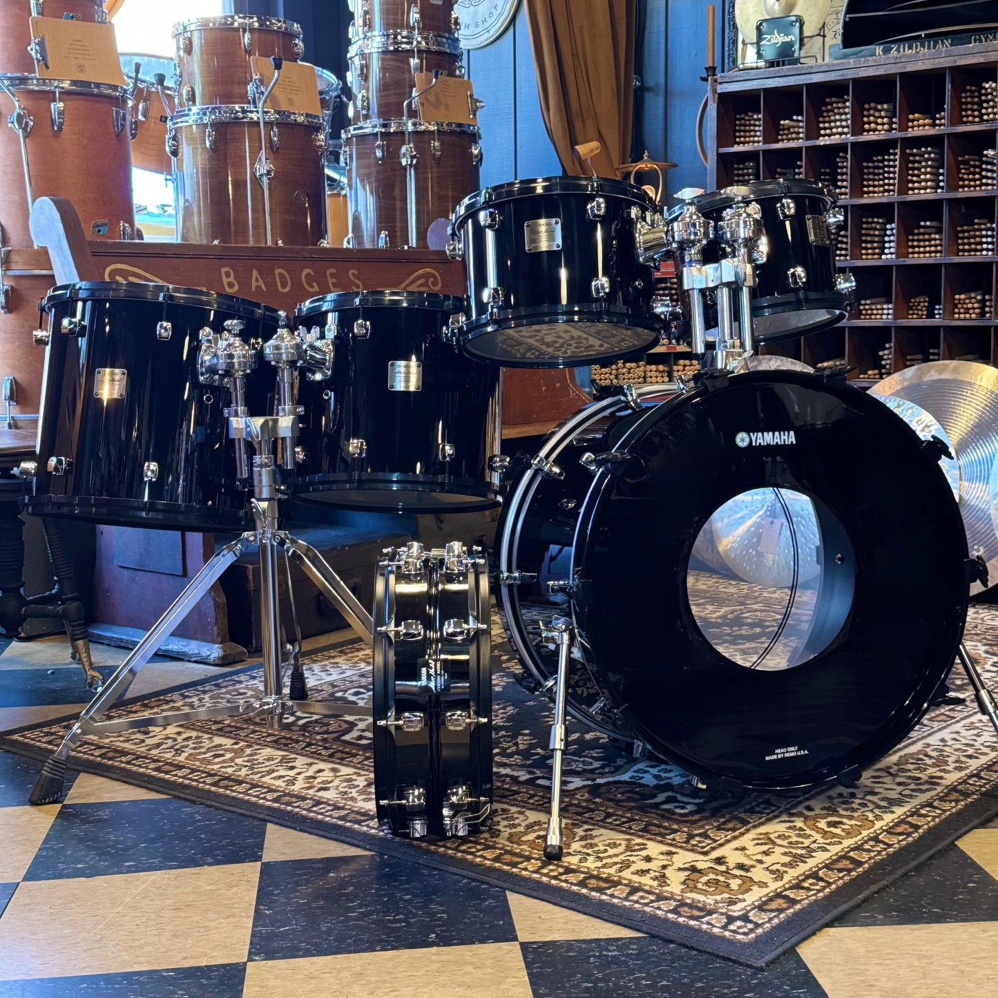 LIMITED EDITION Yamaha No. 35/100 Steve Gadd 30th Anniversary Drum Set in Piano Black Gloss w/ Steve Gadd Snare Drum - 14x22,