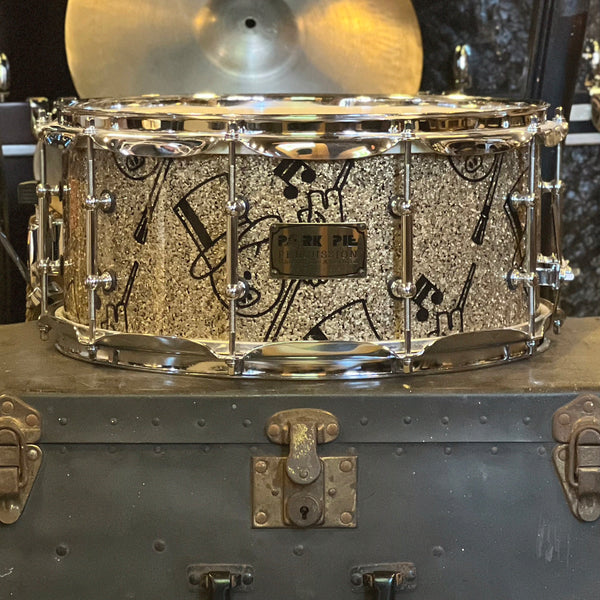 USED Pork Pie 6.5x14 Snare Drum in B20 Glass Glitter over Pig Top Hat & Cane