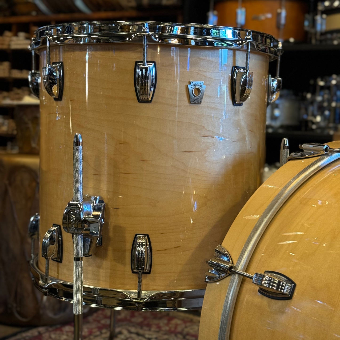 NEW Ludwig Classic Maple Downbeat Outfit in Natural Lacquer - 14x20, 8x12, 14x14