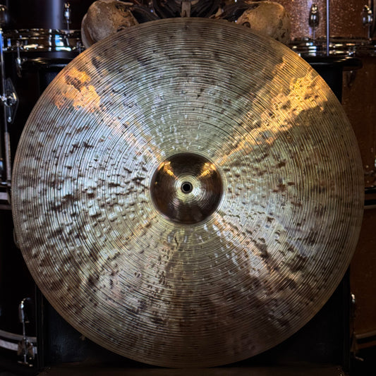 USED Timothy Roberts 24" Foundation - 2871g