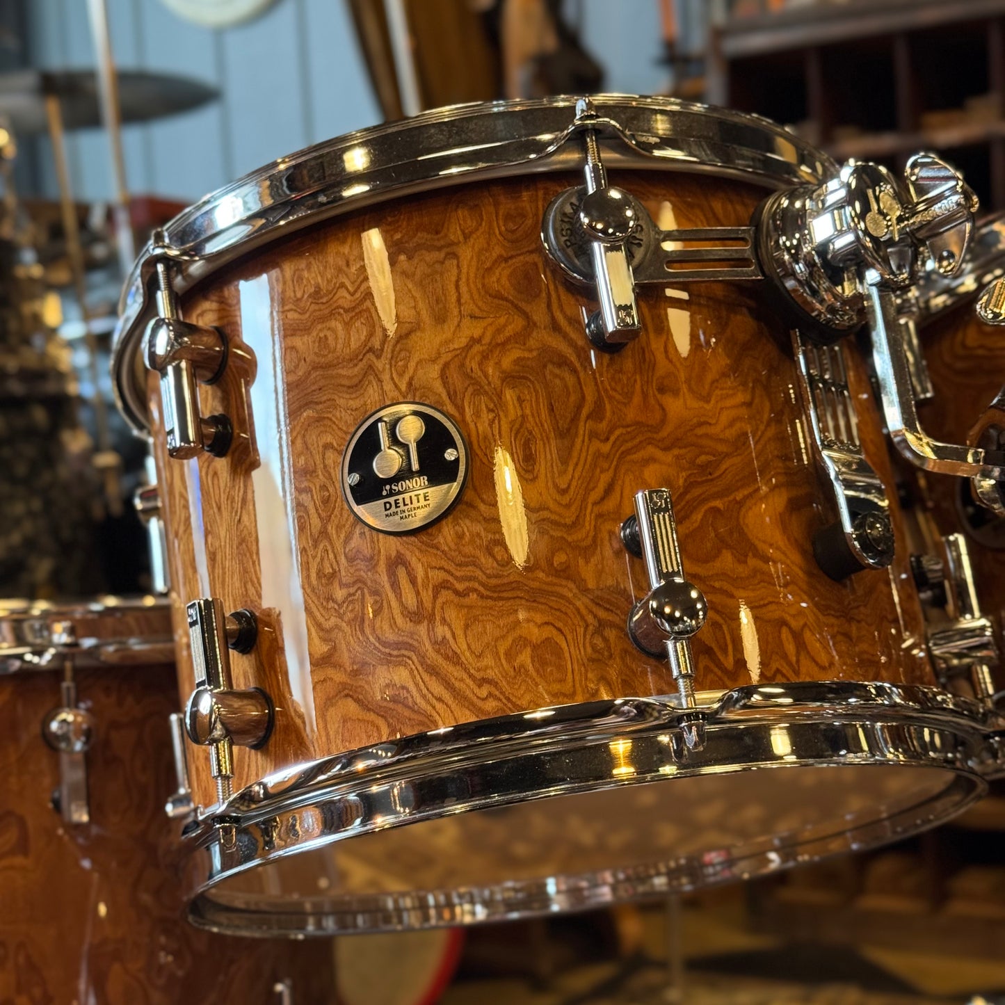 USED Sonor Delite Round Badge in Walnut Roots Lacquer - 16x18, 8x10, 9x12, 14x14