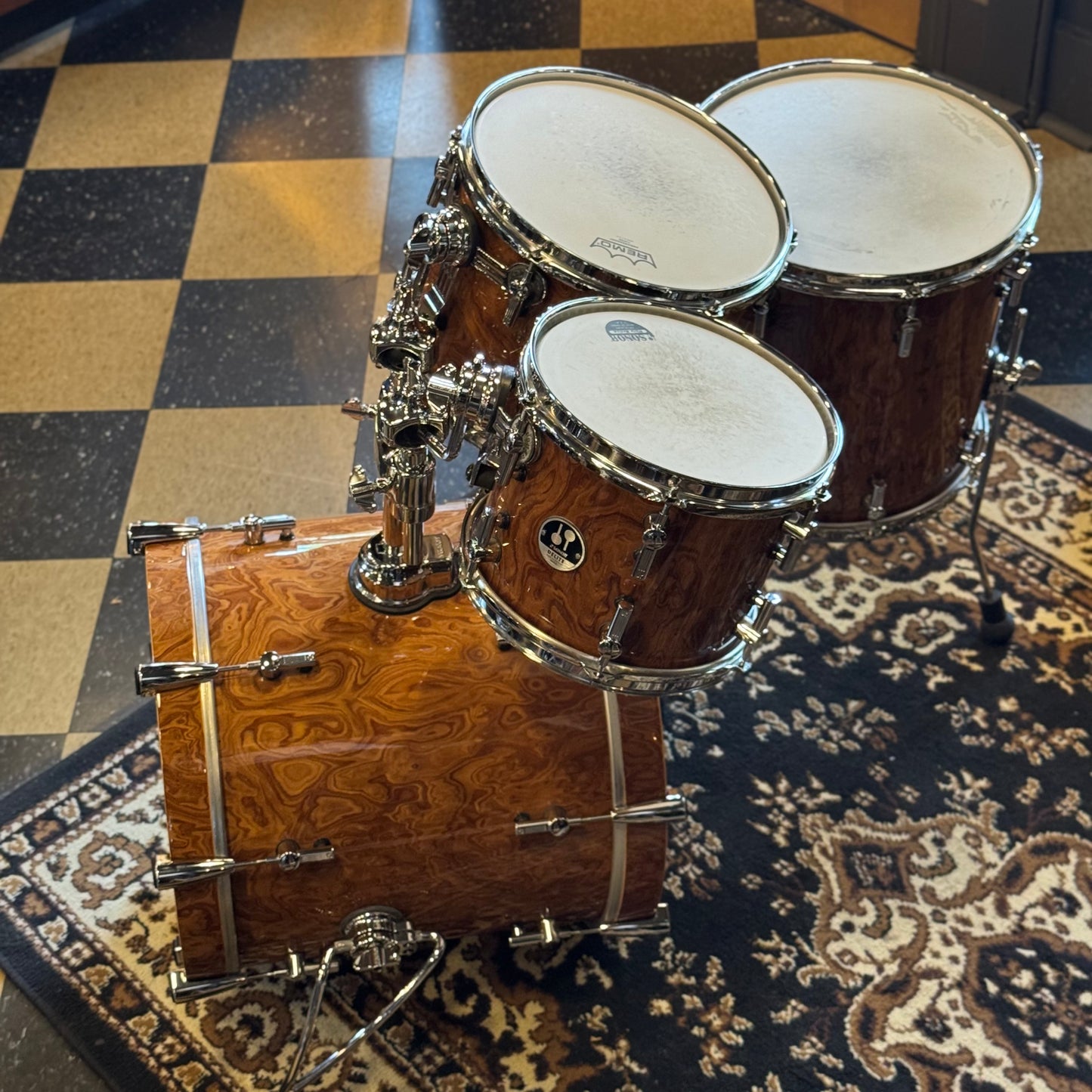 USED Sonor Delite Round Badge in Walnut Roots Lacquer - 16x18, 8x10, 9x12, 14x14