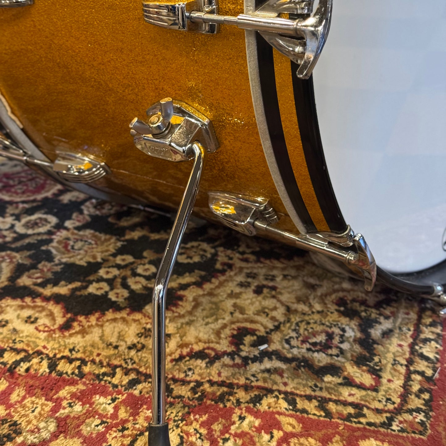 VINTAGE 1965-1966 One-Owner Ludwig Super Classic Outfit in Gold Sparkle w/ Supraphonic & Hardware - 14x22, 9x13, 16x16, 5x14