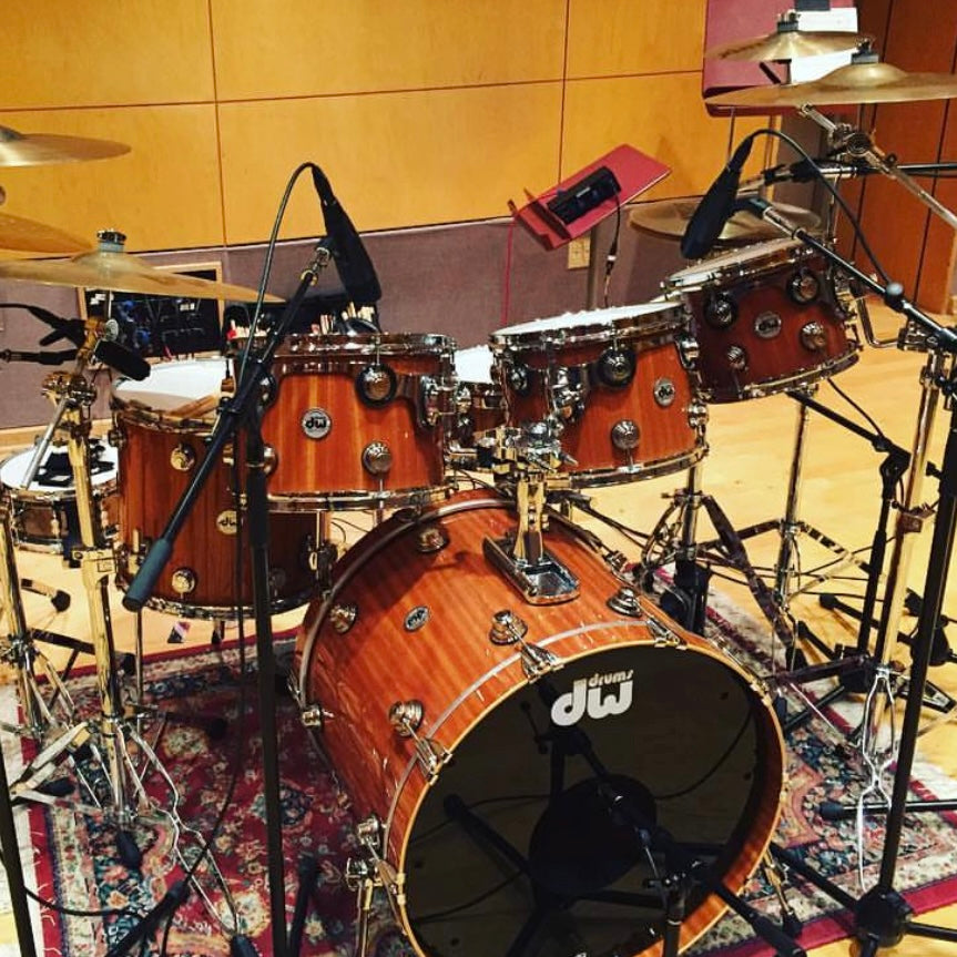 Walfredo Reyes Collection DW Collectors Cherry Mahogany Drum Set in Natural Gloss over Mahogany Veneer - 18x23, 8x10, 9x12, 9x13, 12x14, 14x16 + 6.5x14 Snare Drum