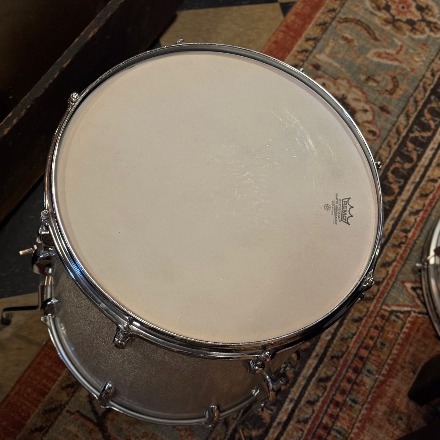 VINTAGE 1960's Slingerland 16x16 Silver Sparkle Floor Tom