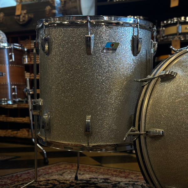 VINTAGE 1970's Ludwig Classic Outfit in Silver Sparkle - 14x22, 9x13, 16x16