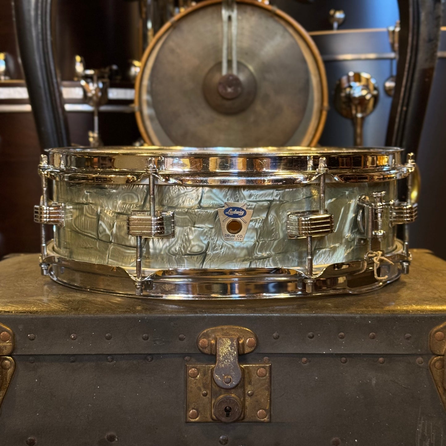 VINTAGE 1950's Ludwig 4x14 Transition Badge Downbeat Snare Drum in Sky Blue Pearl