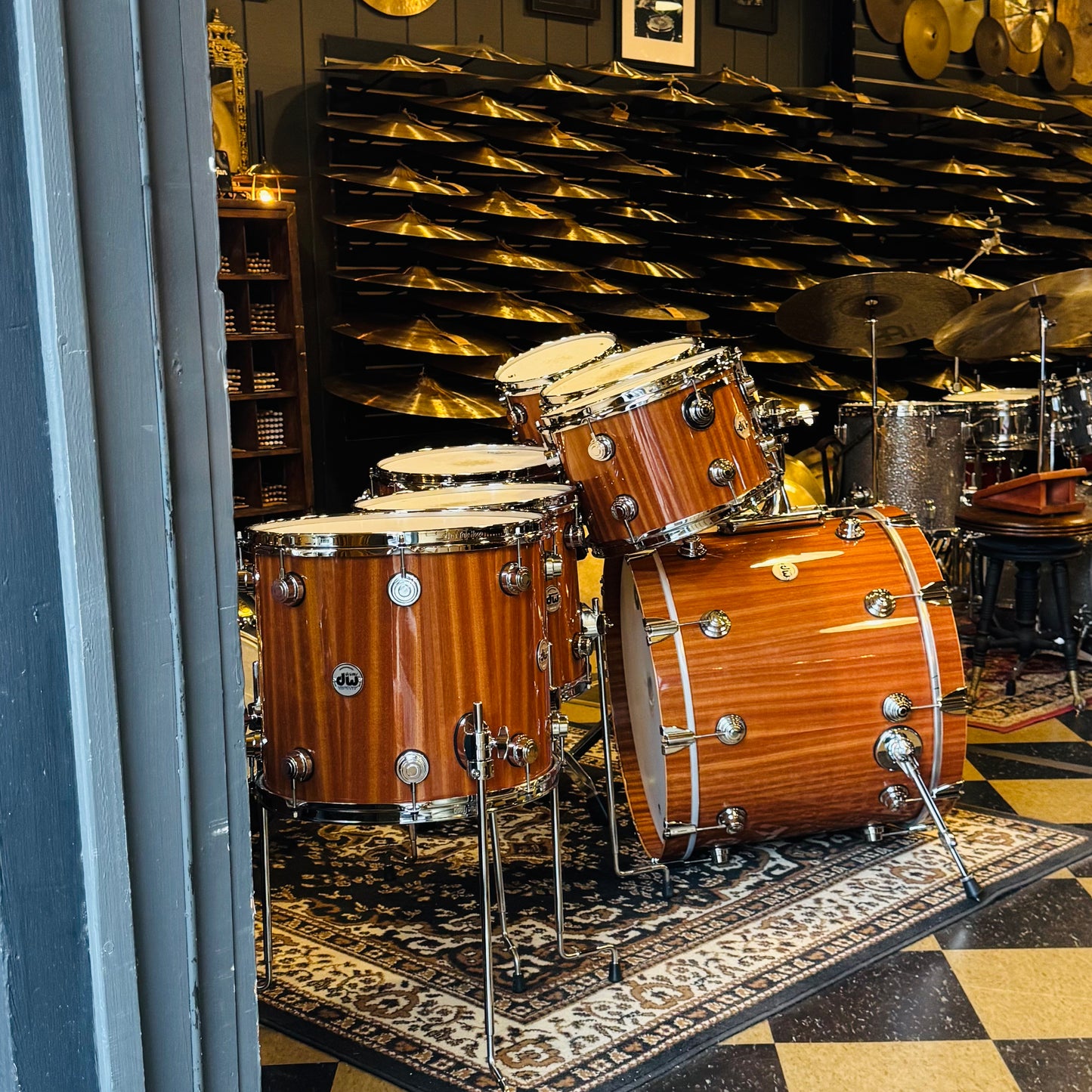 Walfredo Reyes Collection DW Collectors Cherry Mahogany Drum Set in Natural Gloss over Mahogany Veneer - 18x23, 8x10, 9x12, 9x13, 12x14, 14x16 + 6.5x14 Snare Drum