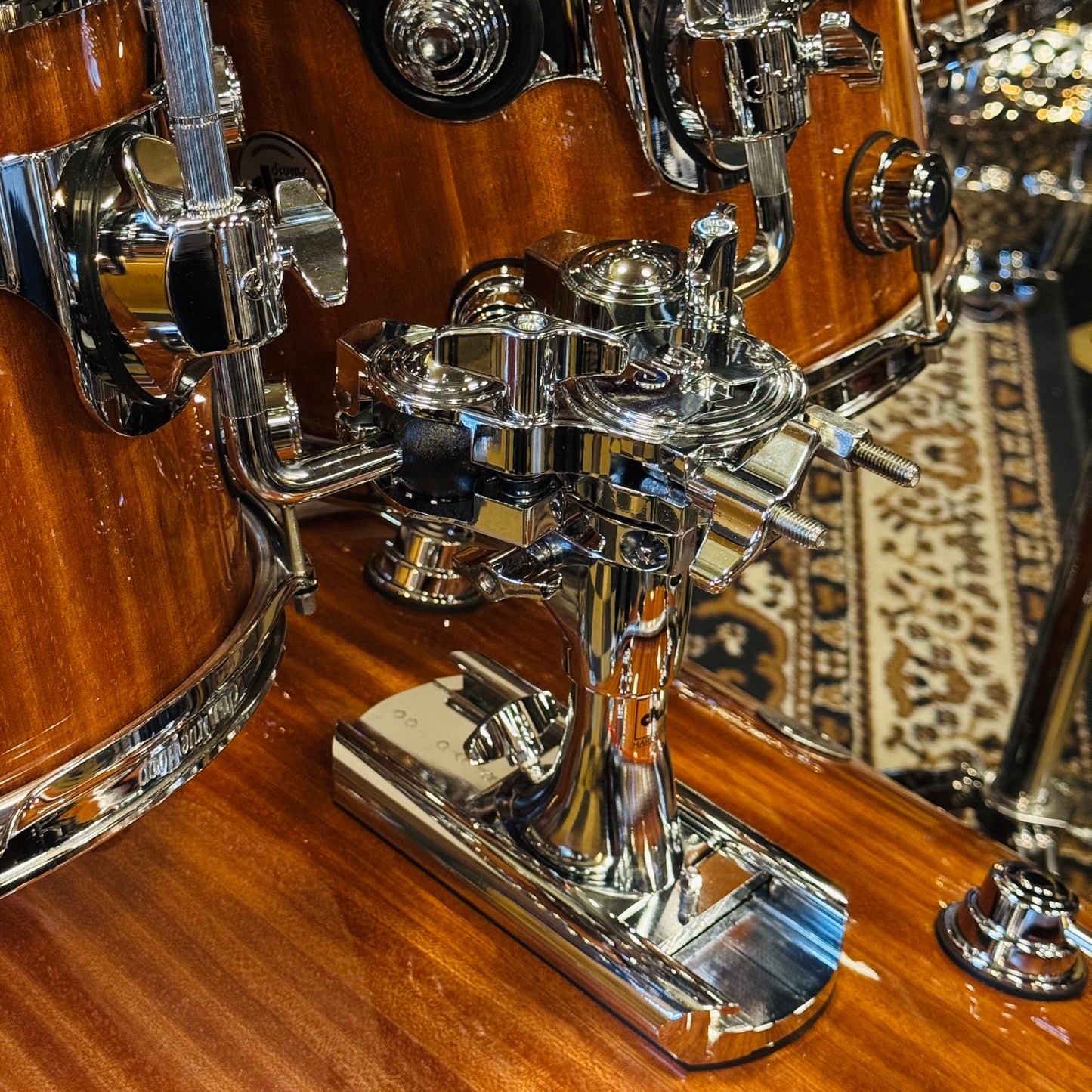 Walfredo Reyes Collection DW Collectors Cherry Mahogany Drum Set in Natural Gloss over Mahogany Veneer - 18x23, 8x10, 9x12, 9x13, 12x14, 14x16 + 6.5x14 Snare Drum