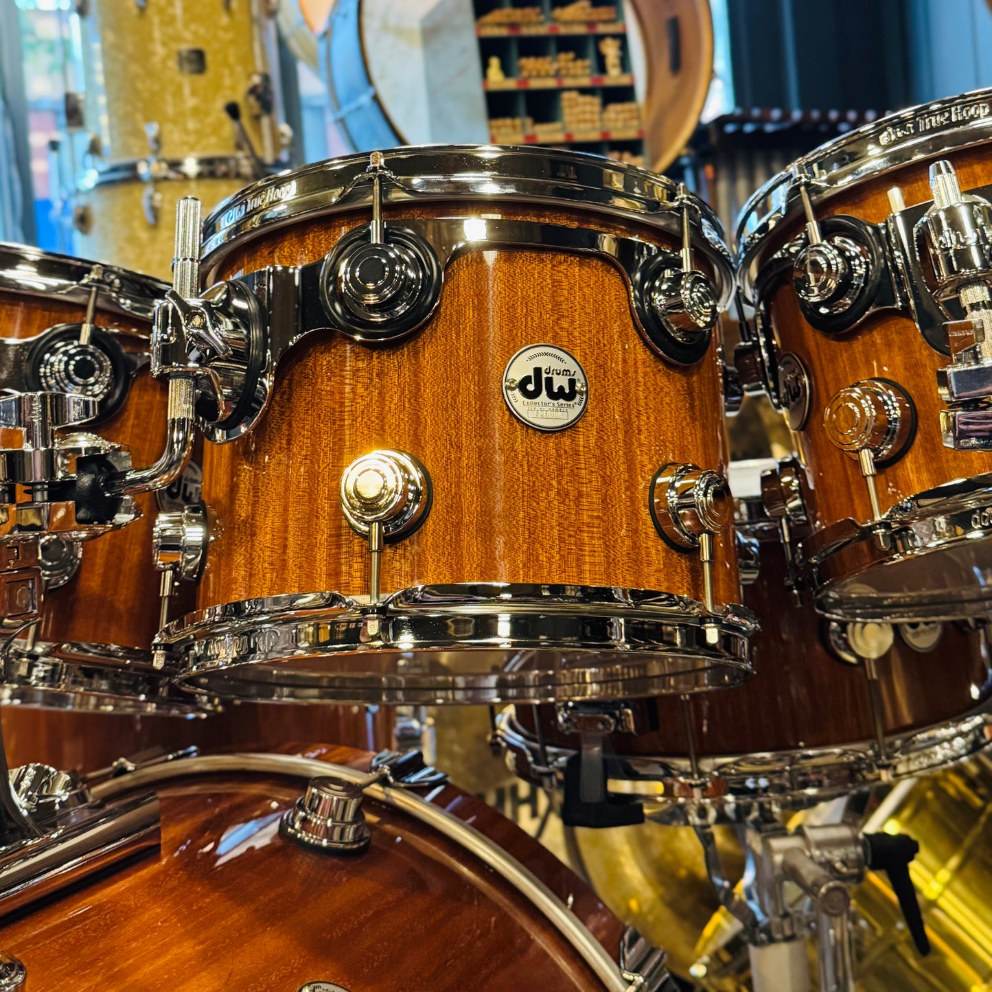 Walfredo Reyes Collection DW Collectors Cherry Mahogany Drum Set in Natural Gloss over Mahogany Veneer - 18x23, 8x10, 9x12, 9x13, 12x14, 14x16 + 6.5x14 Snare Drum